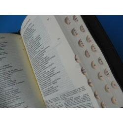 Biblia Tysiąclecia-Oprawa skóra ciemno brązowa na suwak,paginatory.Format oazowy.Pallottinum